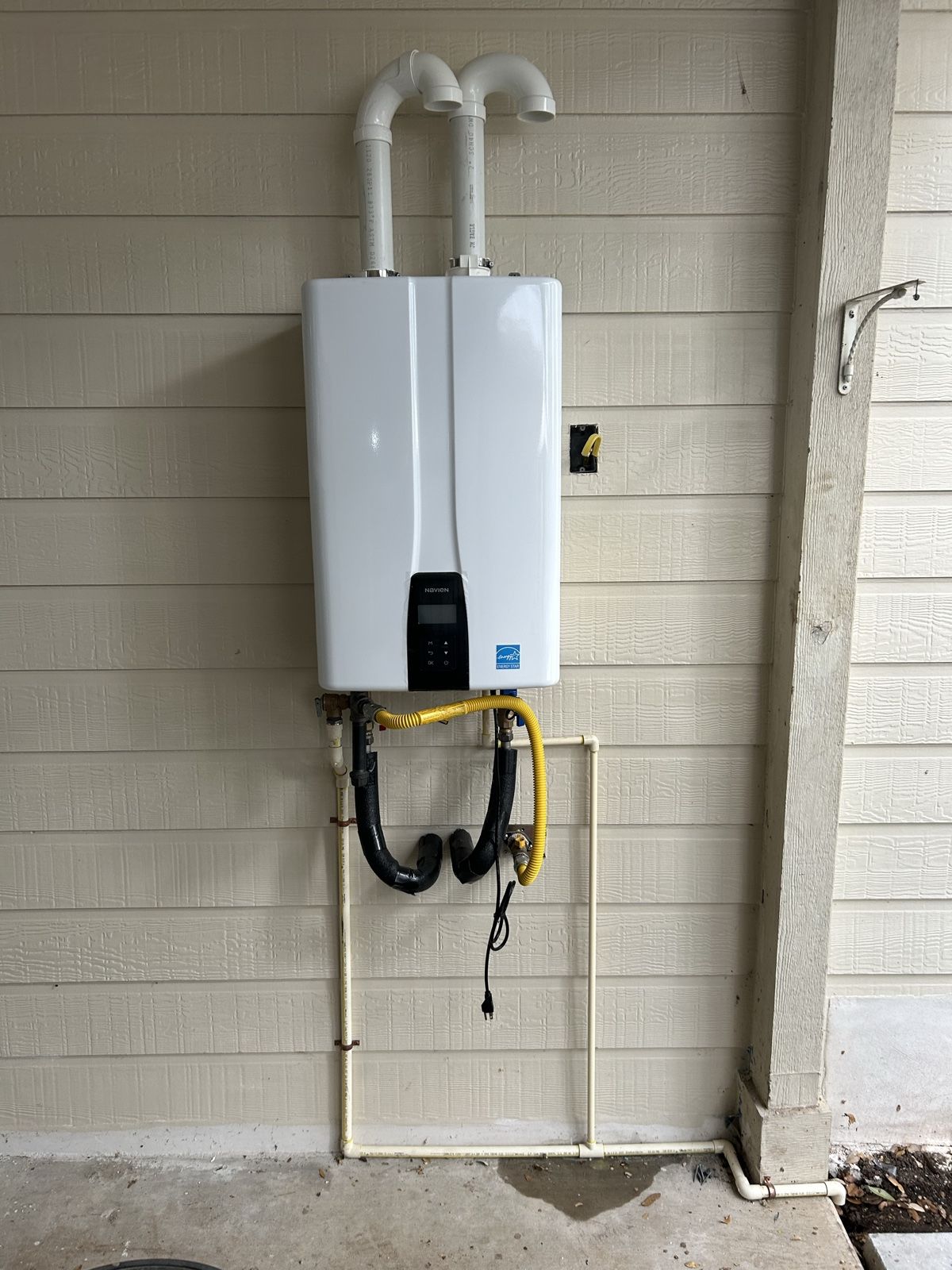 Tankless water heater replacement installed by Blue Diamond Plumbing